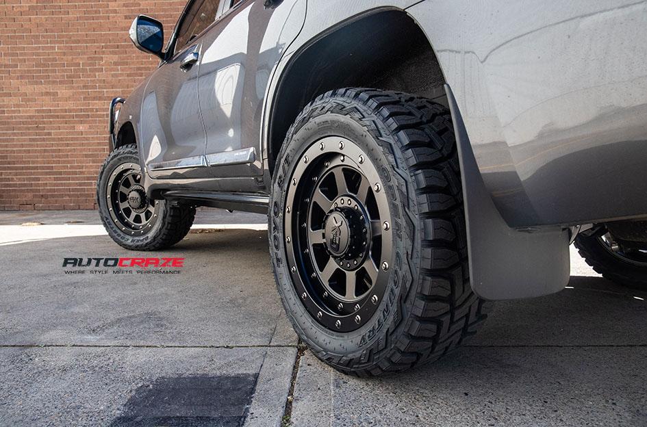 TOYOTA LANDCRUSIER FMJ XD SATIN BLACK